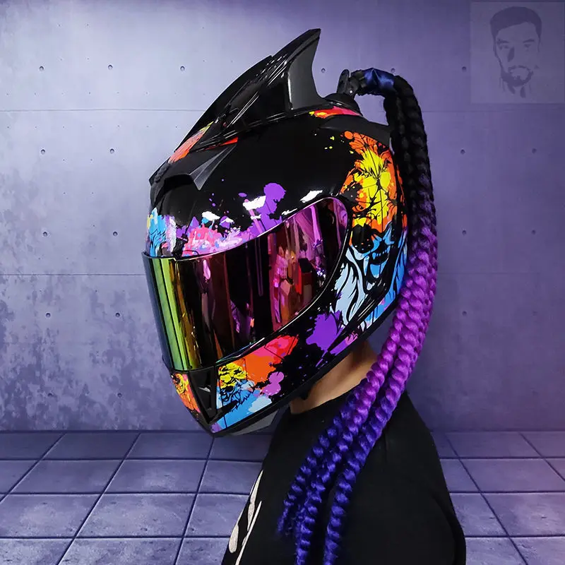 

Full face helmet motorcycle riding helmet safety double lens Racing helmet Individuality braids horns