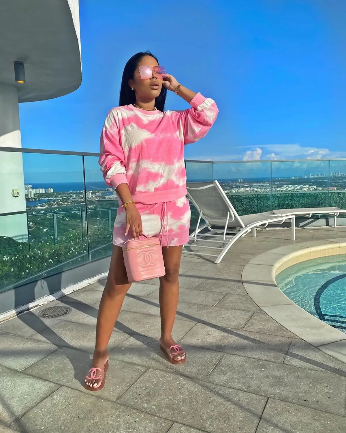 

2020 women fashion simple solid color round hole short sleeve tie-dye top and hot shorts 2 pieces set causul lady fashion set