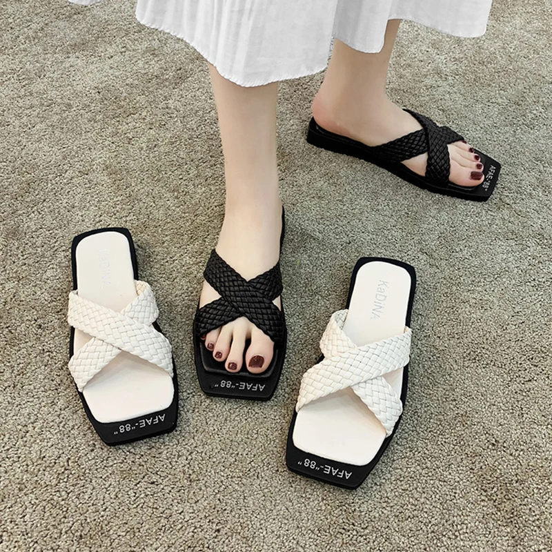 

Summer Women Slipper Sandals Female Slippers Women Shoes Lady Slides Lady slippers Outdoor Sandals Outdoor Shoes Elegant