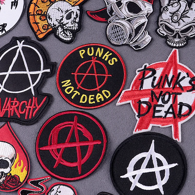 

Iron On Patch Punk'S Not Dead Embroidered Patches On Clothes Stripes DIY Punk Things Patches For Clothing Skull Badges Applique
