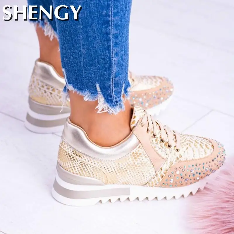 Женские кроссовки на платформе Вулканизированная плоская подошва со змеиным