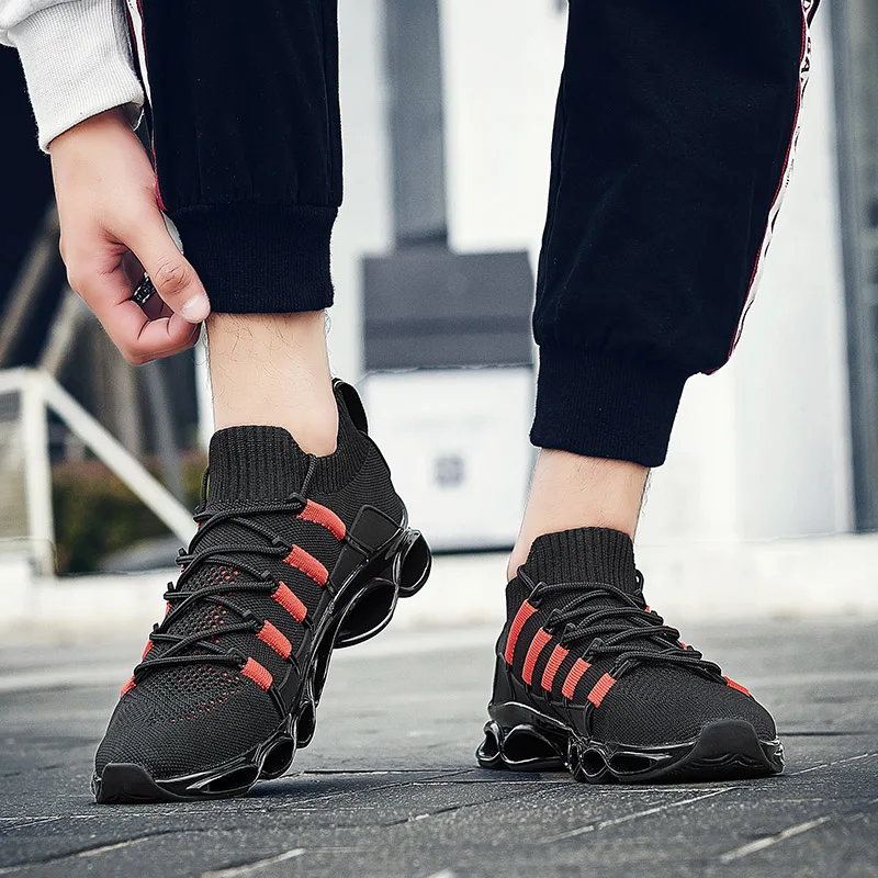 

2020 Brand Anti Slip Sport Shoes for Men Black Breathable Lace Up Running Shoes Mens Comfortable Lightweight Walking Sneakers