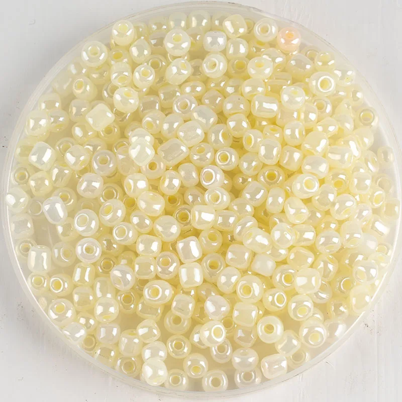 Оптовая продажа 4 мм серые зернистые бусины из чешского стекла для браслетов