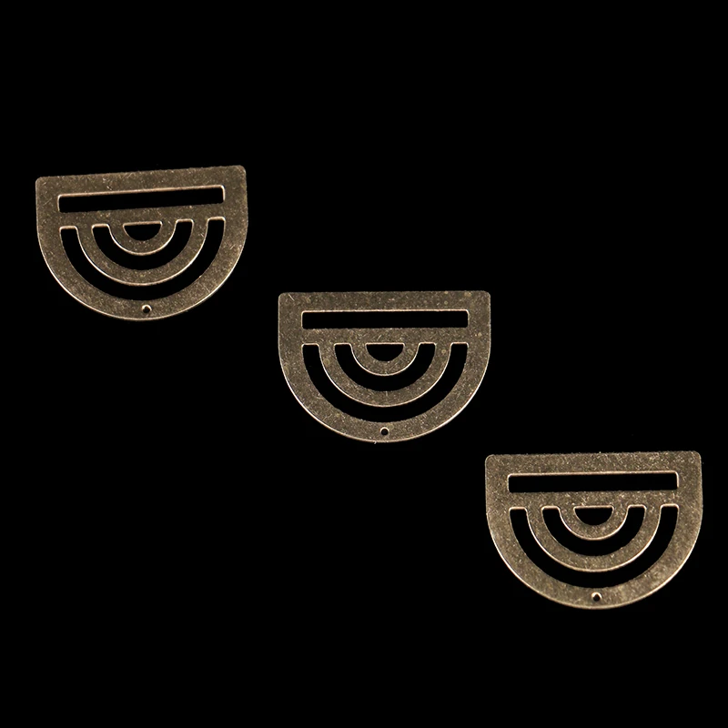 

26*35mm Brass Single Hole Hollow Door Type Jewelry Connector Semicircle Pendant DIY Fashion Jewelry Necklace Making Accessories