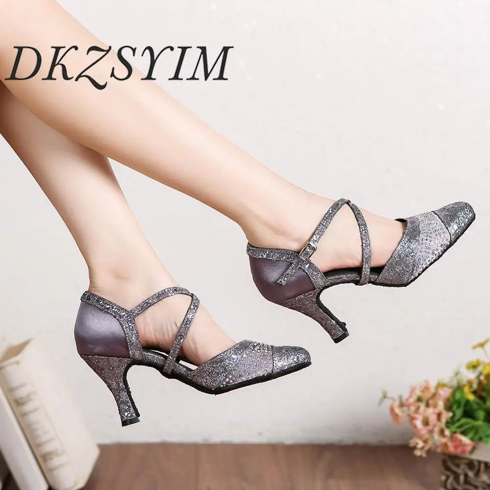 

DKZSYIM Latin Dance Shoes Jazz Salsa Ballroom Shoes Woman ladies Sandals Big small rhinestones wholesale high hells Glitter