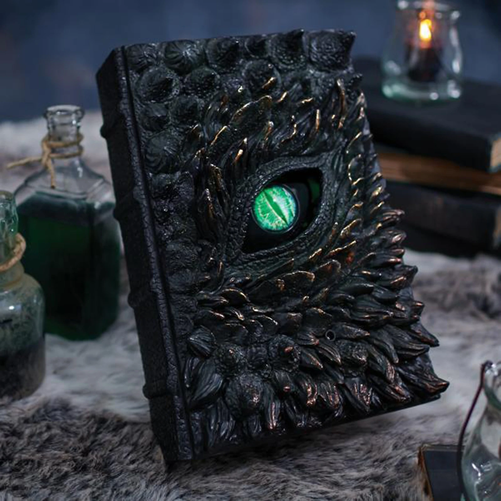 

Halloween Demon Eye Figurine Resin Craft Sculpture Garden Horror Decoration