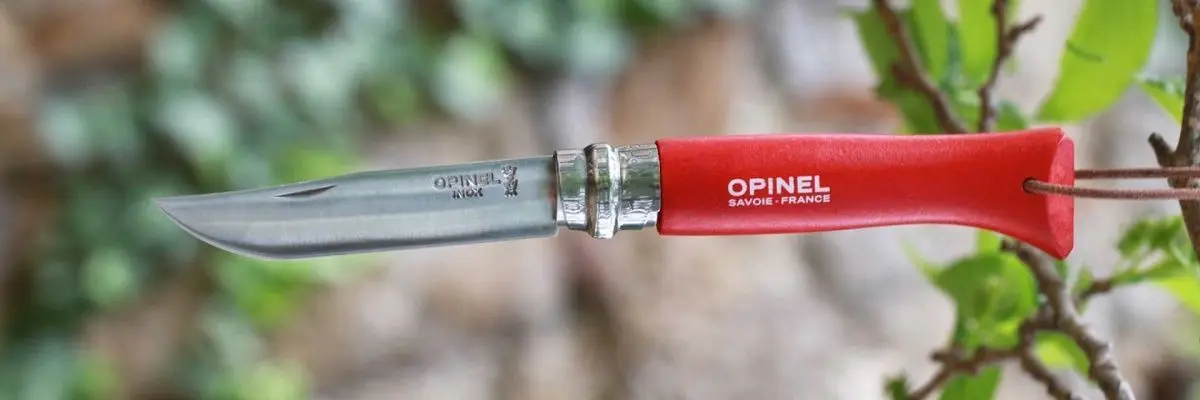 Нож Opinel №8 Trekking нержавеющая сталь кожаный темляк красный |