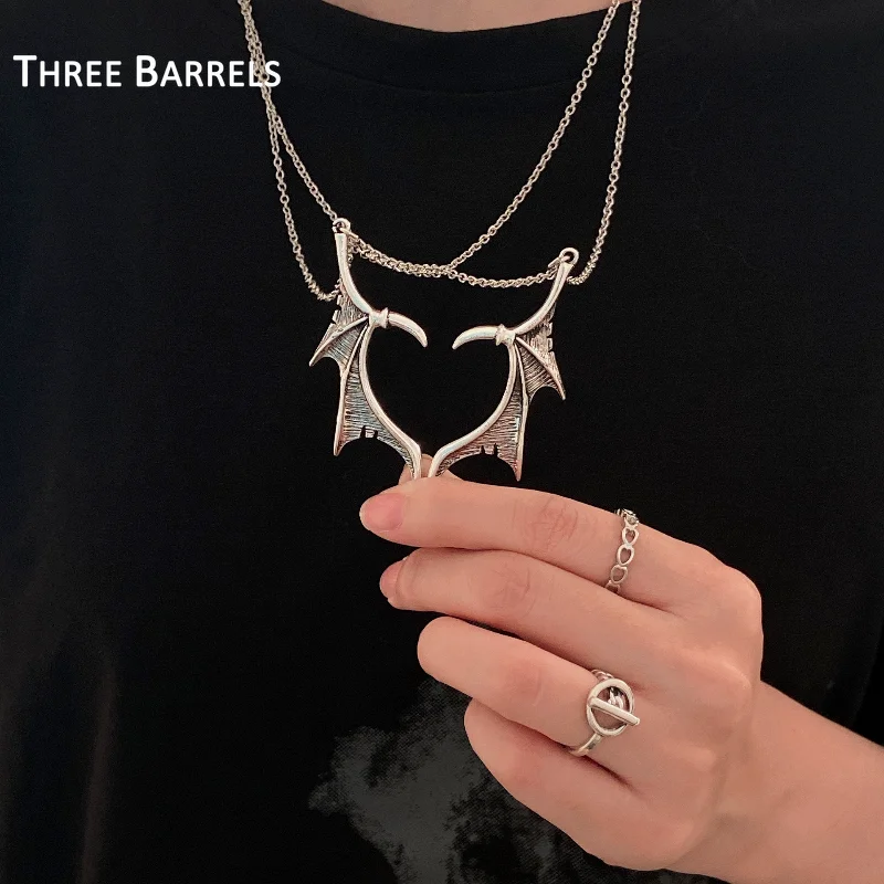 

Goth Evil Angel Wings Paired Pendants Couple Necklace for Lovers Punk Hip Hop Neck Chains for Men Women Vintage Gothic Jewelry