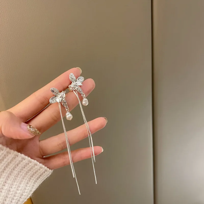

Pearls Brief Tassel Clip on Hoop Earrings Temperament Luxury Fake Piercing Long Earrings