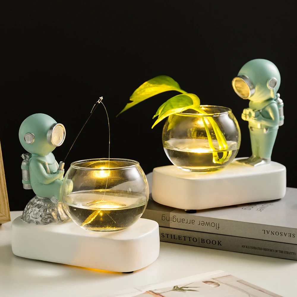 

Home Decor Terrarium Table Decoration Living Room Decor Vase Gifts Cartoon Diver Model Resin Statue Hydroponic Vase Flower Vase