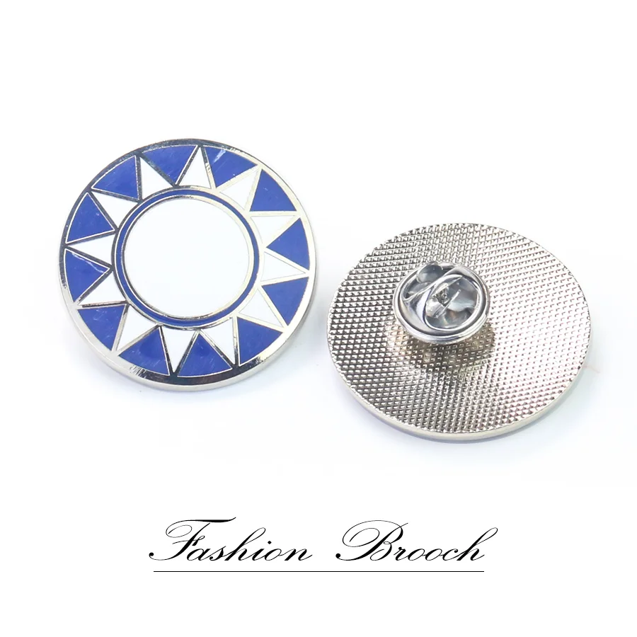 

Enamel Alloy Sun Flower Badge KMT Medal Badge Movie Shooting Role-playing Props Corsage Cap Badge Lapel Pin Clothing Accessory