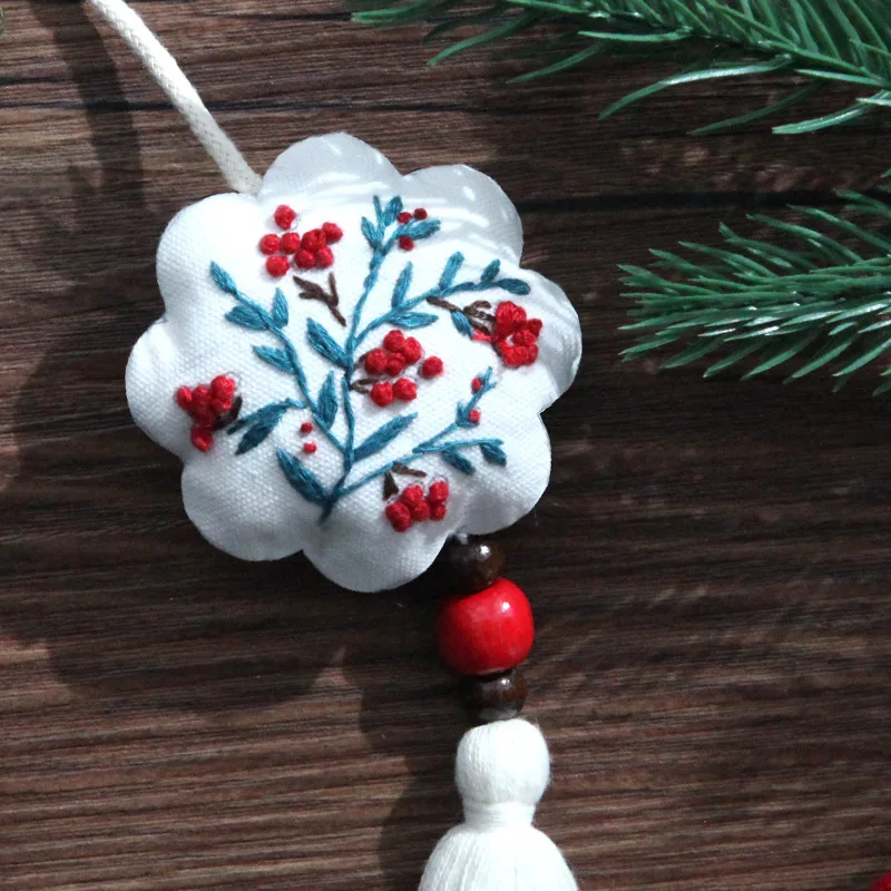 

DIY Hand-Made Self-Floral Embroidered Self-Made Sachet Material Package Car Pendant Send Boyfriend Birthday Gift Antiquity Sache