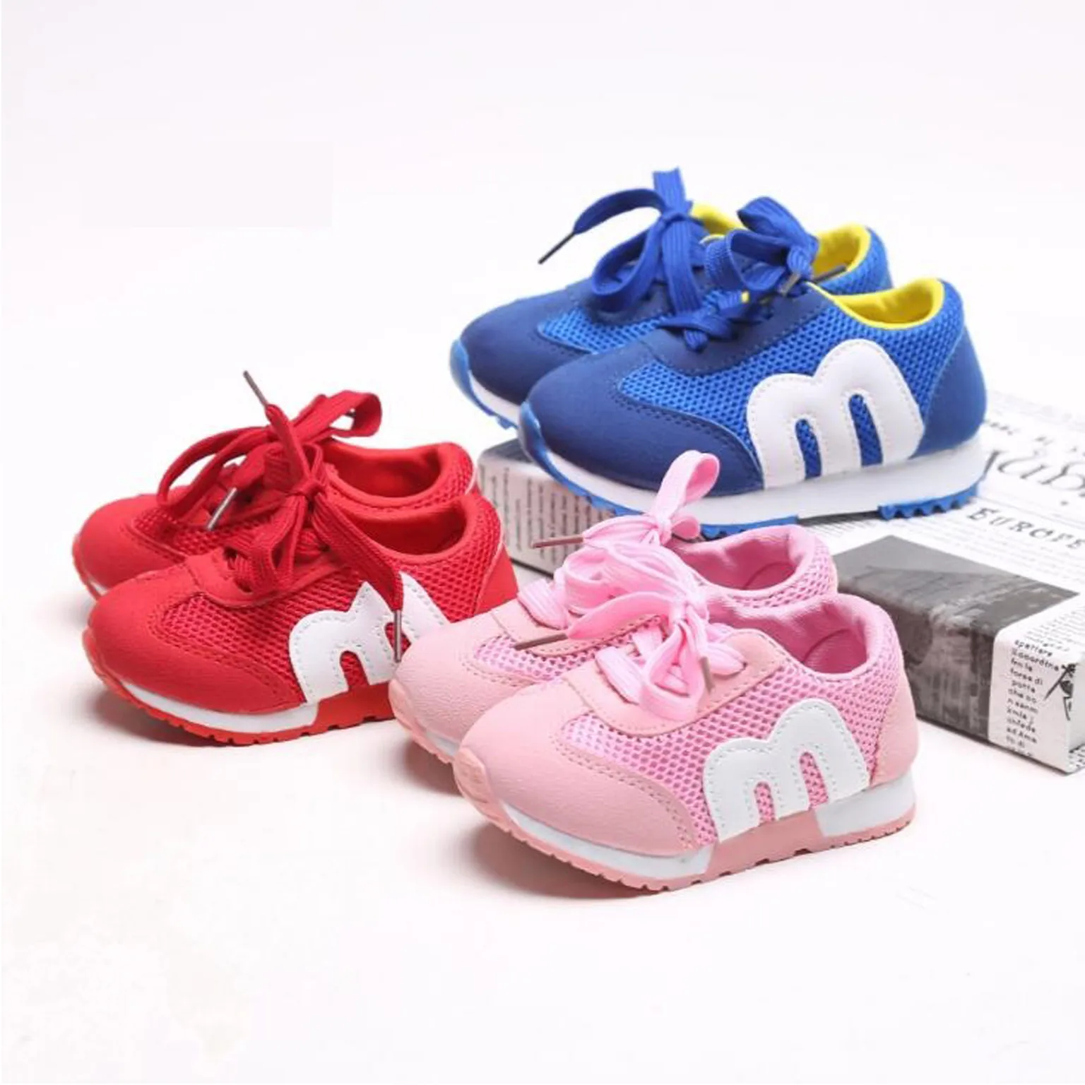 Детская обувь Кроссовки для маленьких мальчиков Обувь Повседневная бега из