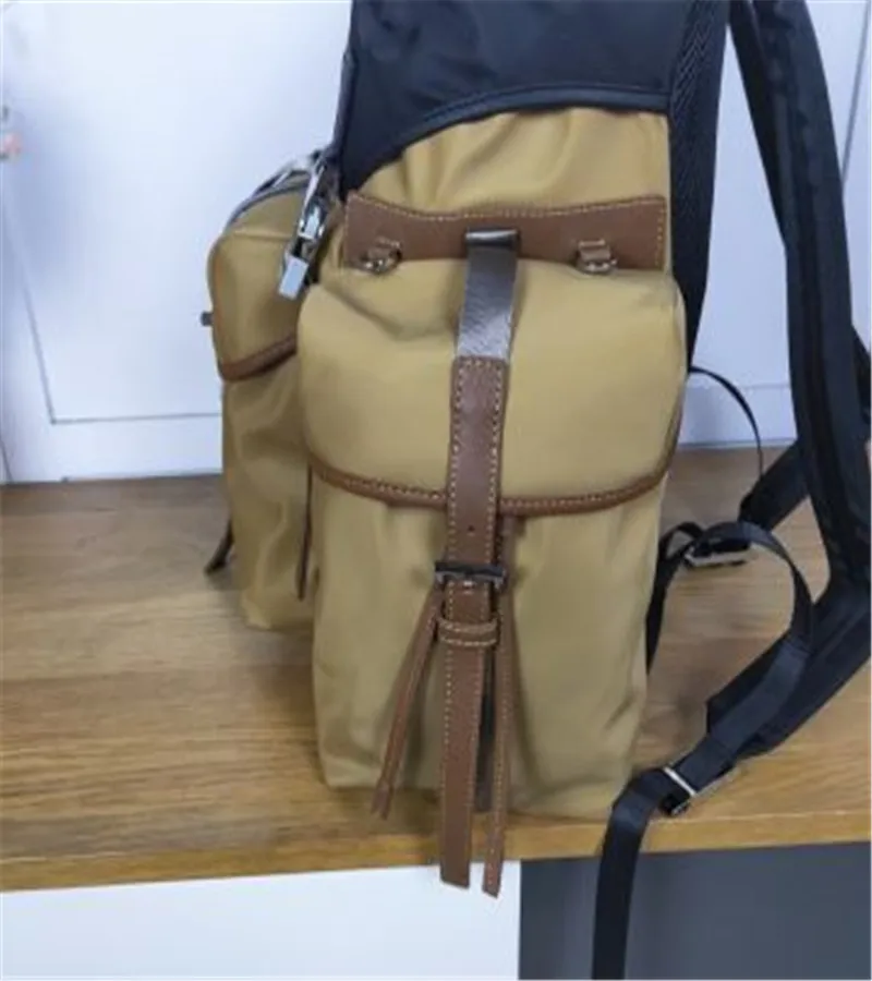 

2021 New Star Women's Shoulder Bag Luxury Nylon Large Capacity Bag