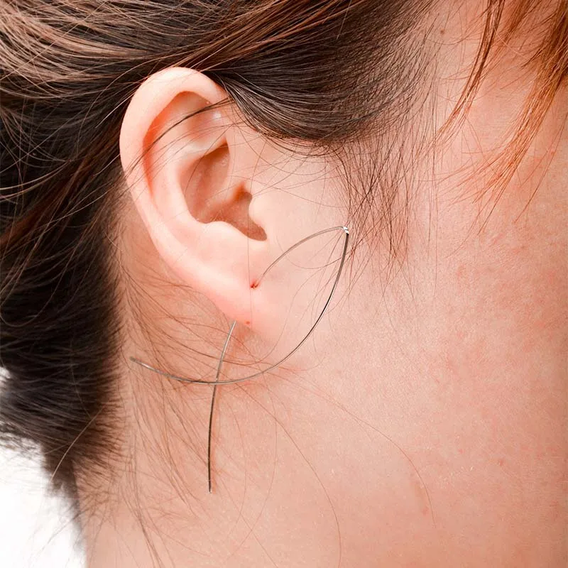 Женские серьги креативные простые ручной работы из металла золотого и черного