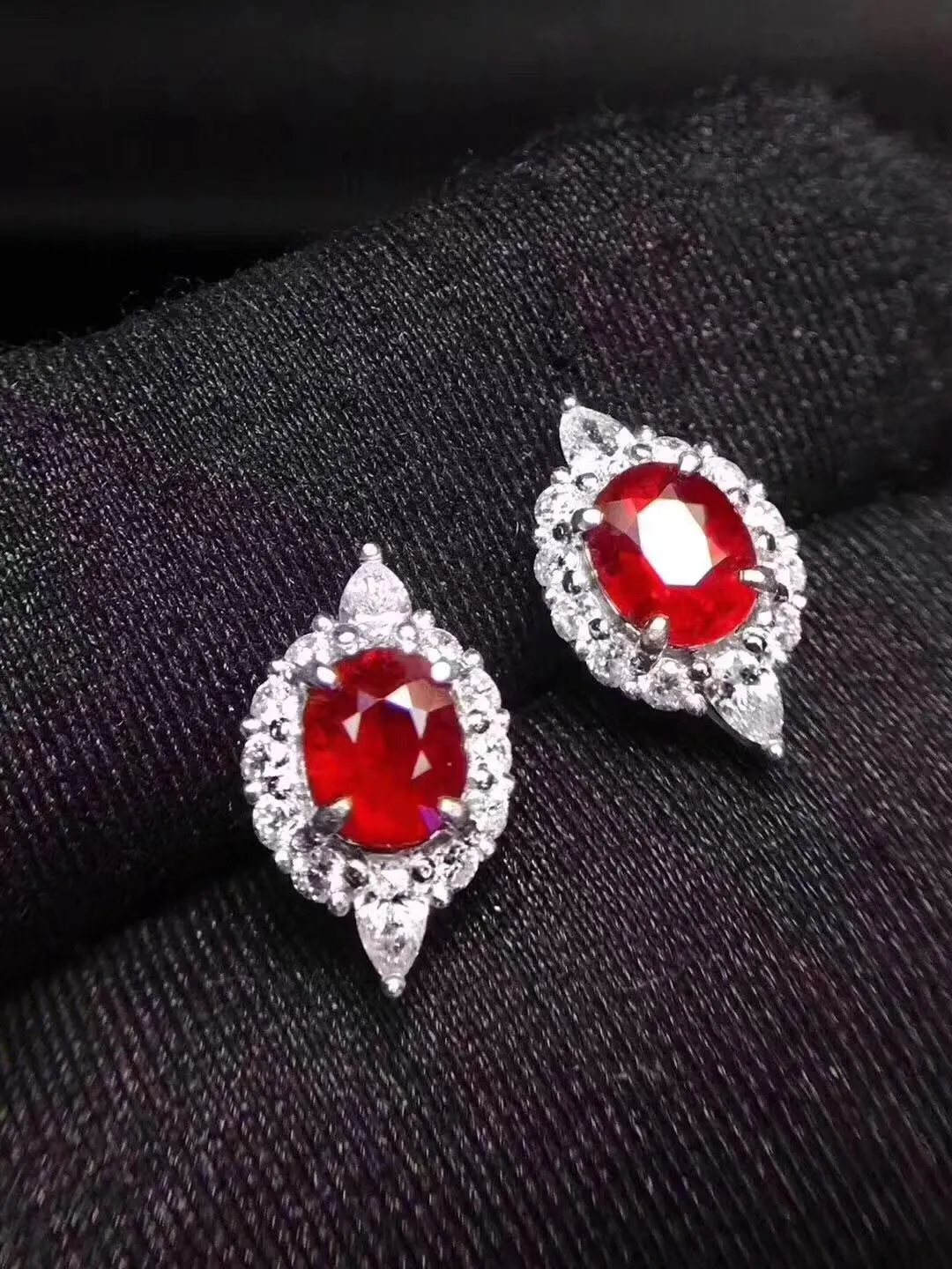 

shilovem Natural New Burning Pigeon Blood Ruby Gemstone earrings for Women Real 925 Sterling Silver new 4*6mm jce04068147agh