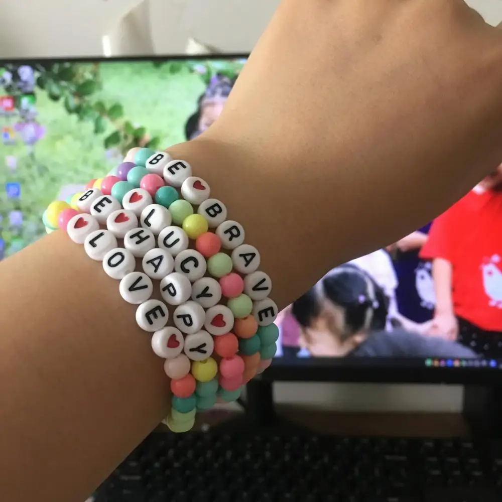 OMY бусина буква браслет для женщин регулируемые звенья имя браслеты DIY Ювелирные