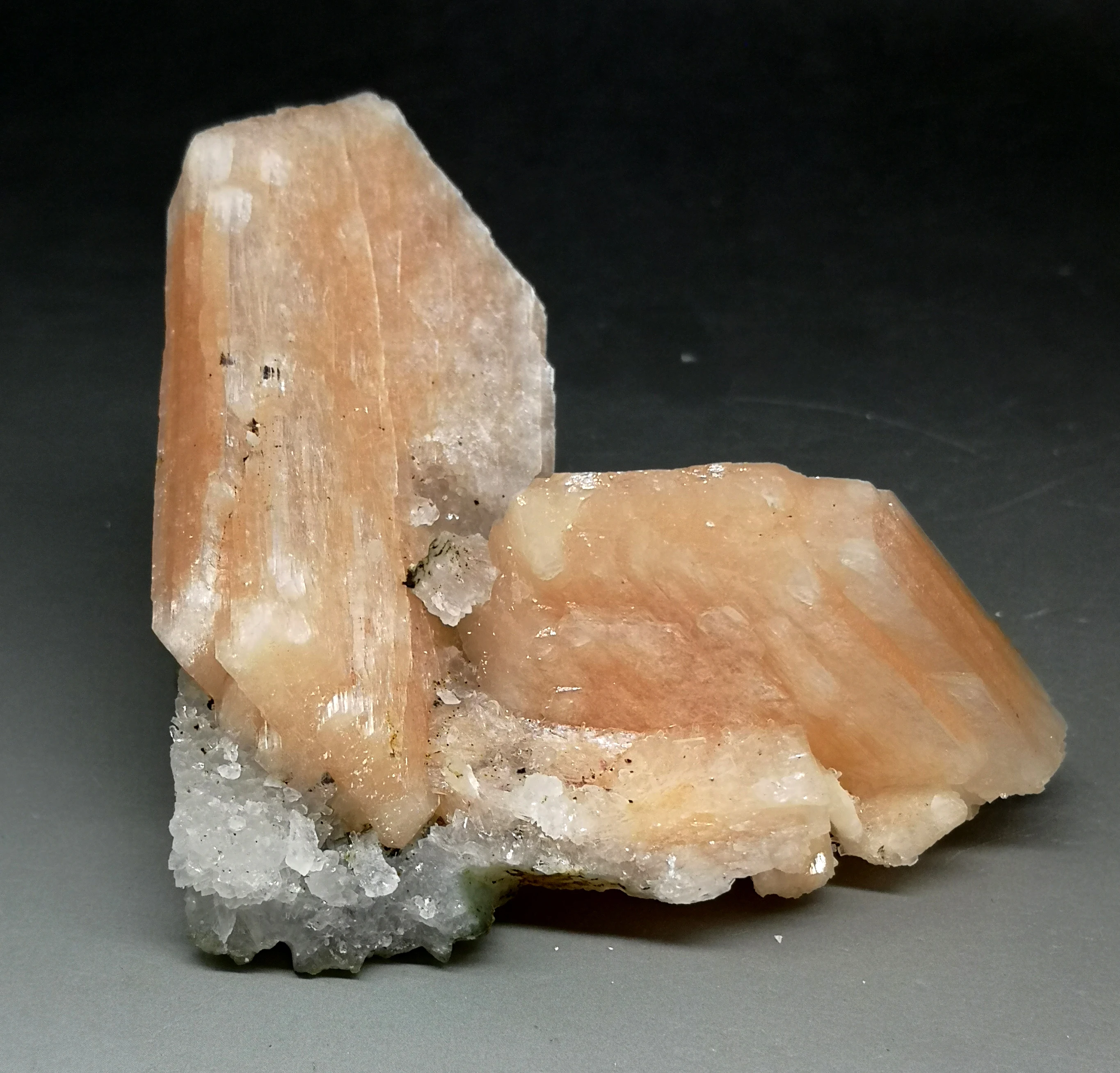 204 г Редкие натуральные индийские цеолитовые минеральные образцы камни и