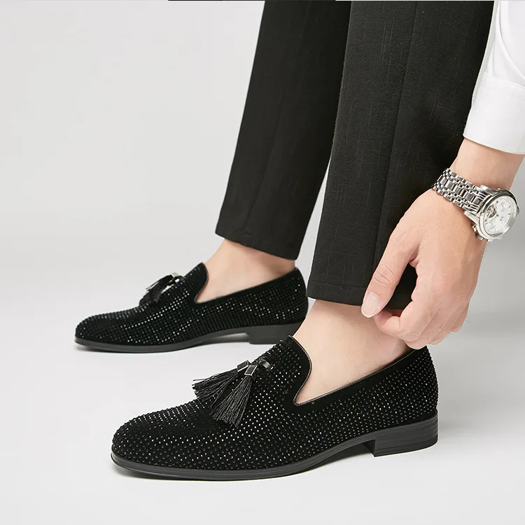 

Осенне-зимняя новая обувь в горошек, мужские повседневные кожаные туфли, подходящие ко всему мужские туфли на мягкой подошве, мужские туфли ...