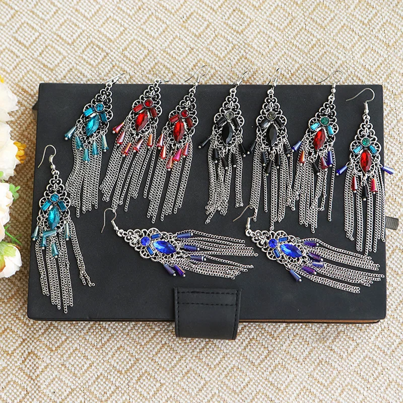 

Retro Chinese Style Chain Tassel Ethnic Ladies Earring Bohemia Rhinestone Exaggerated Long Drop Earrings For Women India Jewelry