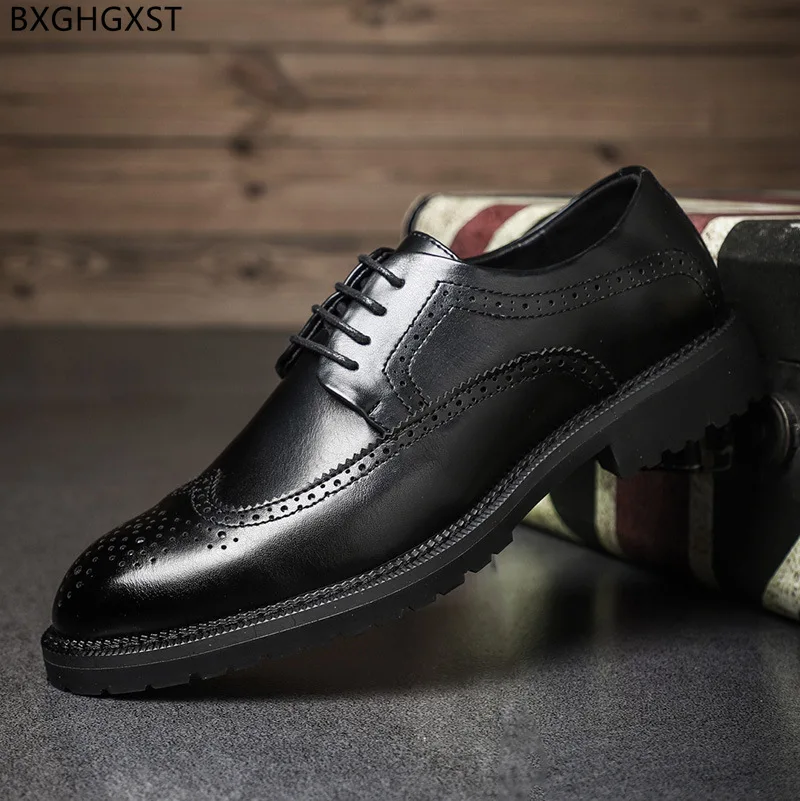 

Oxford Dress Shoes Men Fashion Designer Shoes Men High Quality Brogue Men Luxury Brand Shoes for Man Office 2023 Chaussure Homme