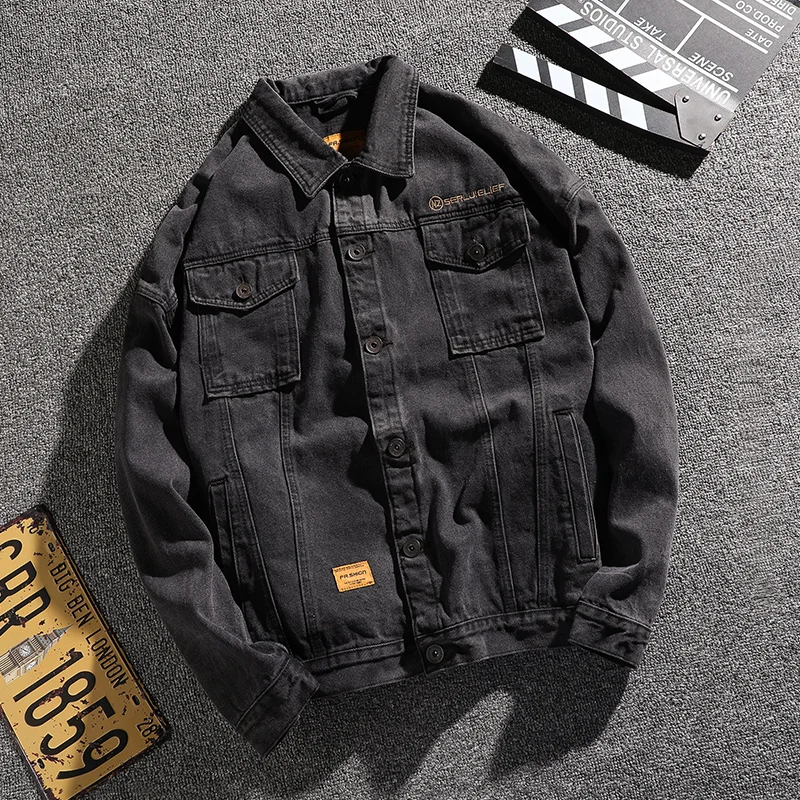 

Coats & Jackets