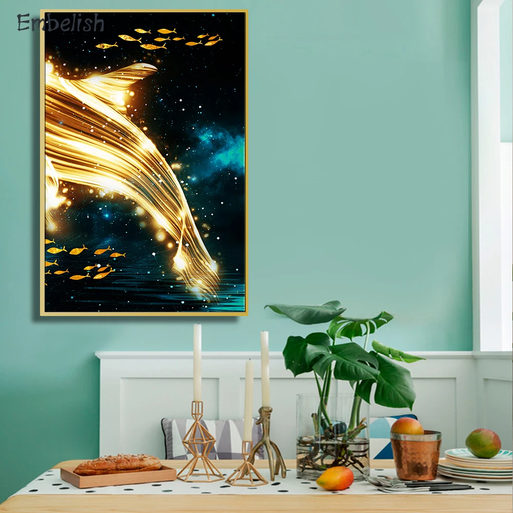 Настенные постеры в скандинавском стиле с изображением золотых рыбок Кита