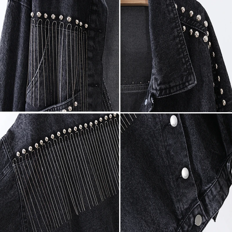 

Coats & Jackets