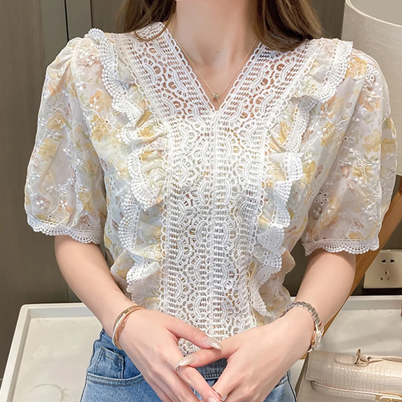 

Women Blouses V-Neck Lace Embroidery Floral Patchwork Shirts Vintage Females Streetwear Hollow out Short Sleeve Loose Chic Tops