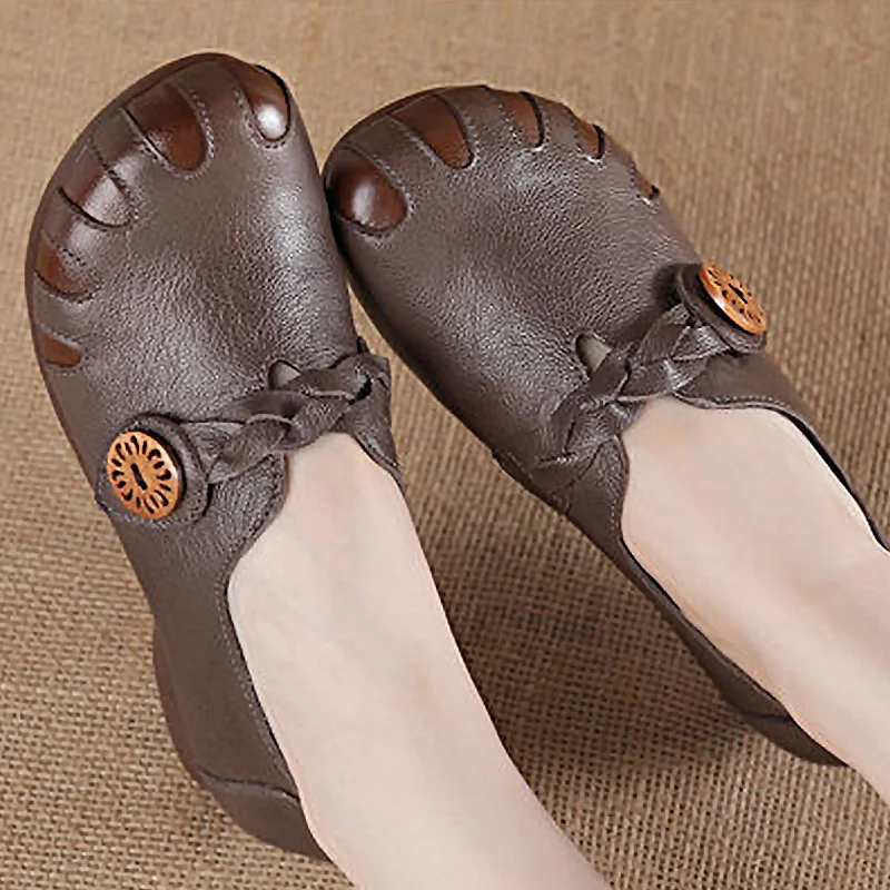 

Retro Style Girls Black Genuine Leather Shoes Handmade Soft Woman Flats Non-Slip Anti-Odor Women Loafers 2021 New