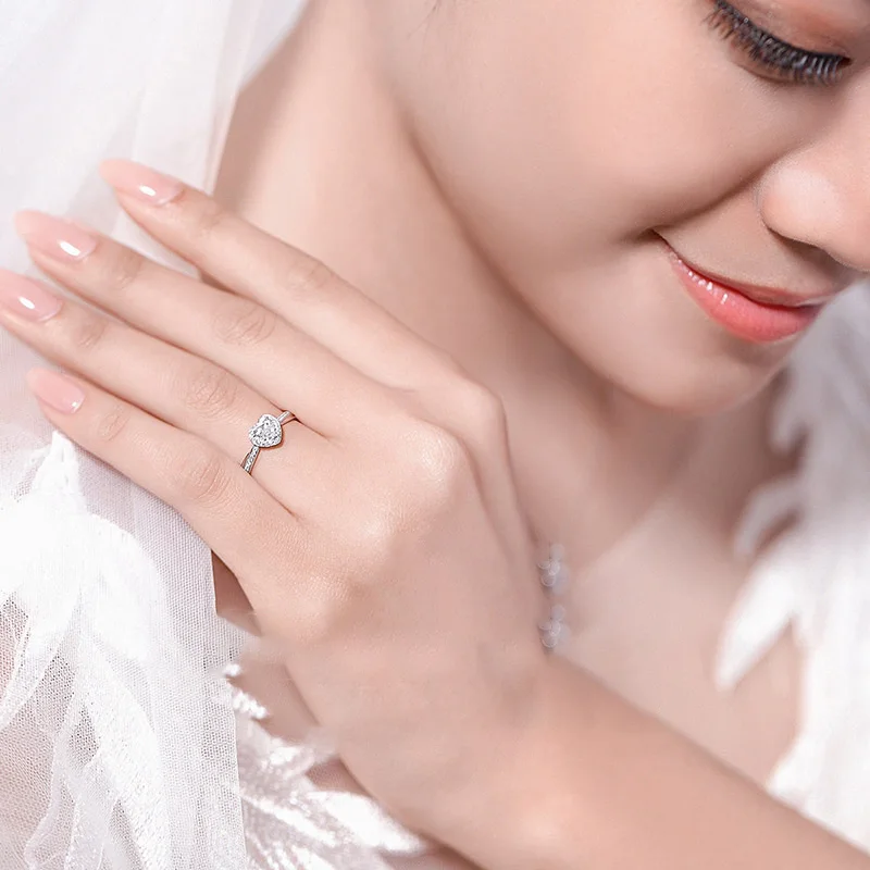 Кольцо из 18-каратного золота с натуральными бриллиантами XZ бриллианты реальное