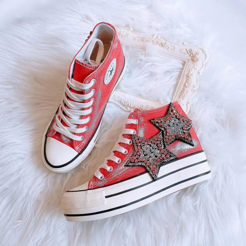 Высокие кожаные новые оригинальные индивидуальные с бриллиантами пятиконечные