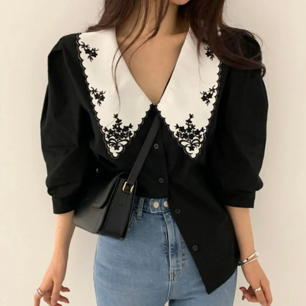 

Elegant Floral Embroidery Shirt Spring Women Clothes Vintage Korean Puff Sleeve Blouse Clothes Tops Slim Youth Girls Casual Tops