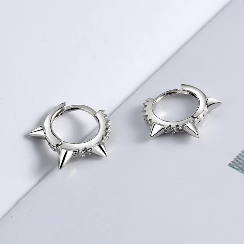 

Punk Rivet Zircon Round Stud Earrings For Women Girls 925 Sterling Silver Party Jewelry eh1401