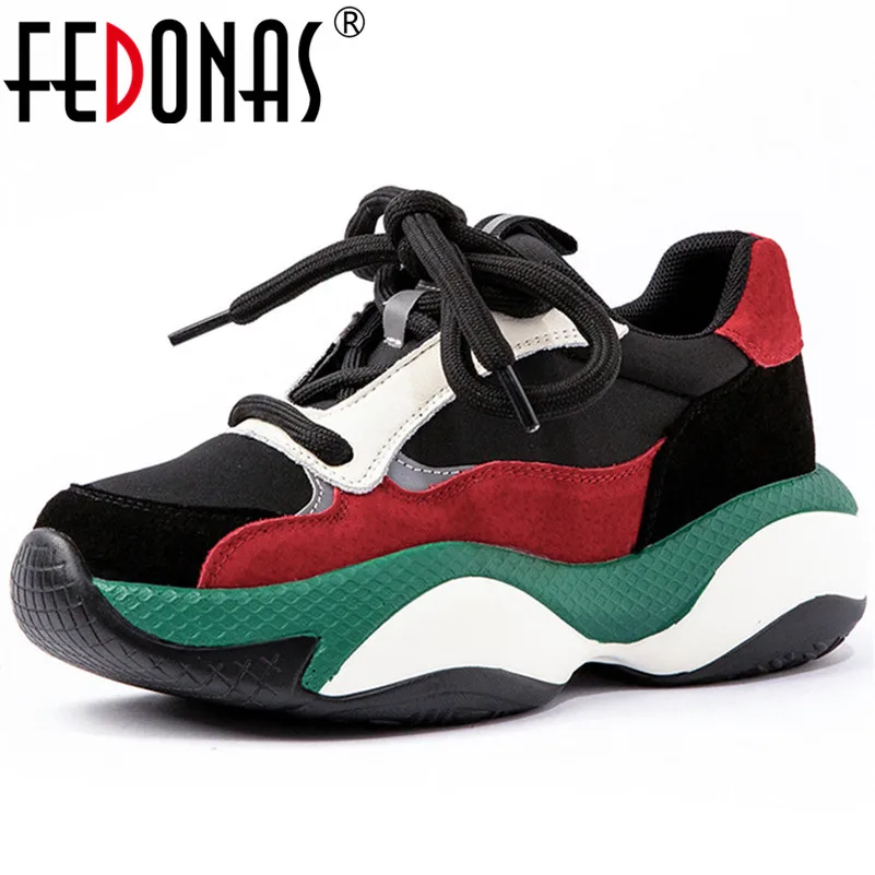 Женские кроссовки FEDONAS разноцветные из натуральной кожи на плоской платформе