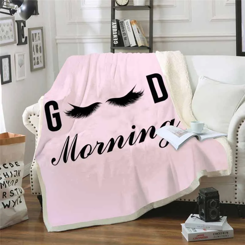 Покрывало из овечьей шерсти белого и золотого цвета с рисунком ресниц единорога