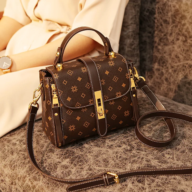 

2021 New Fashion Retro Printing One Shoulder Bags Genuine Leather Women Buckets Ladies Famous Handbags V Bags In Luxury Handbags