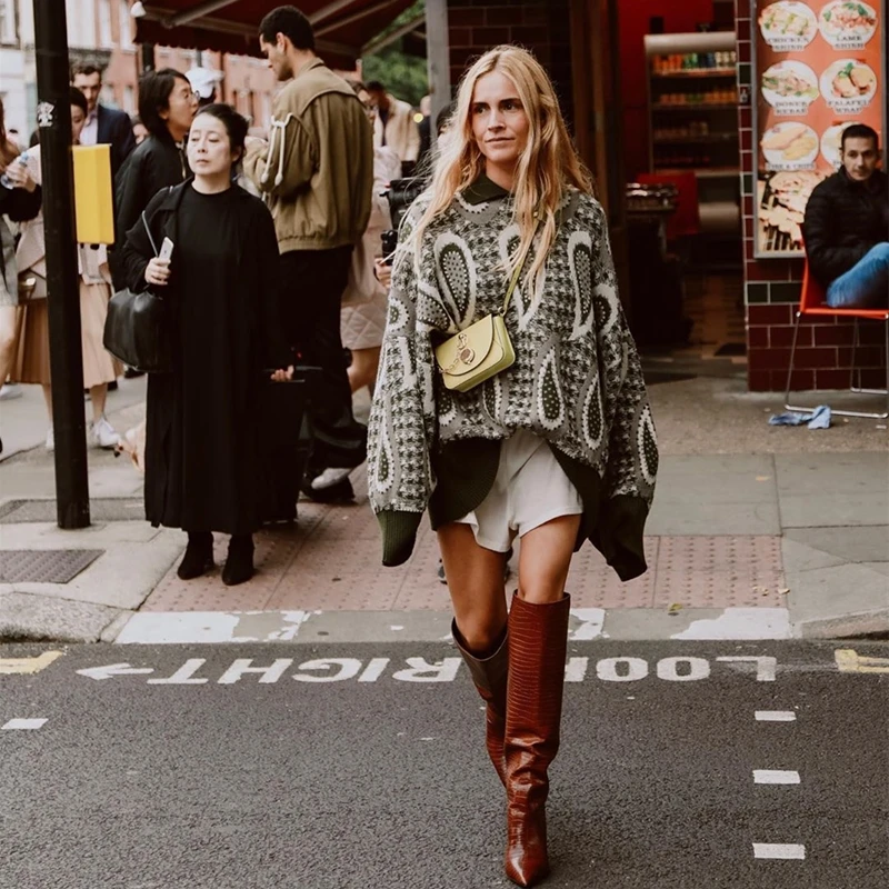 Новый осенний свитер с открытыми плечами Женский пуловер Теплый Зимний вязаный