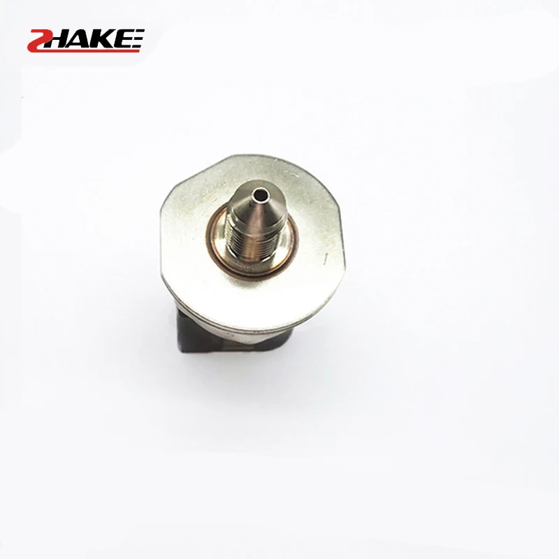 

Fuel Oil Rail Pressure Sensor 55PP11-01 13537537319 For B-M 1 3 5 6 7 E24 E63 E64 E23 E32 E38 E65 E66 F01 F02 E53 E70 E71 E83