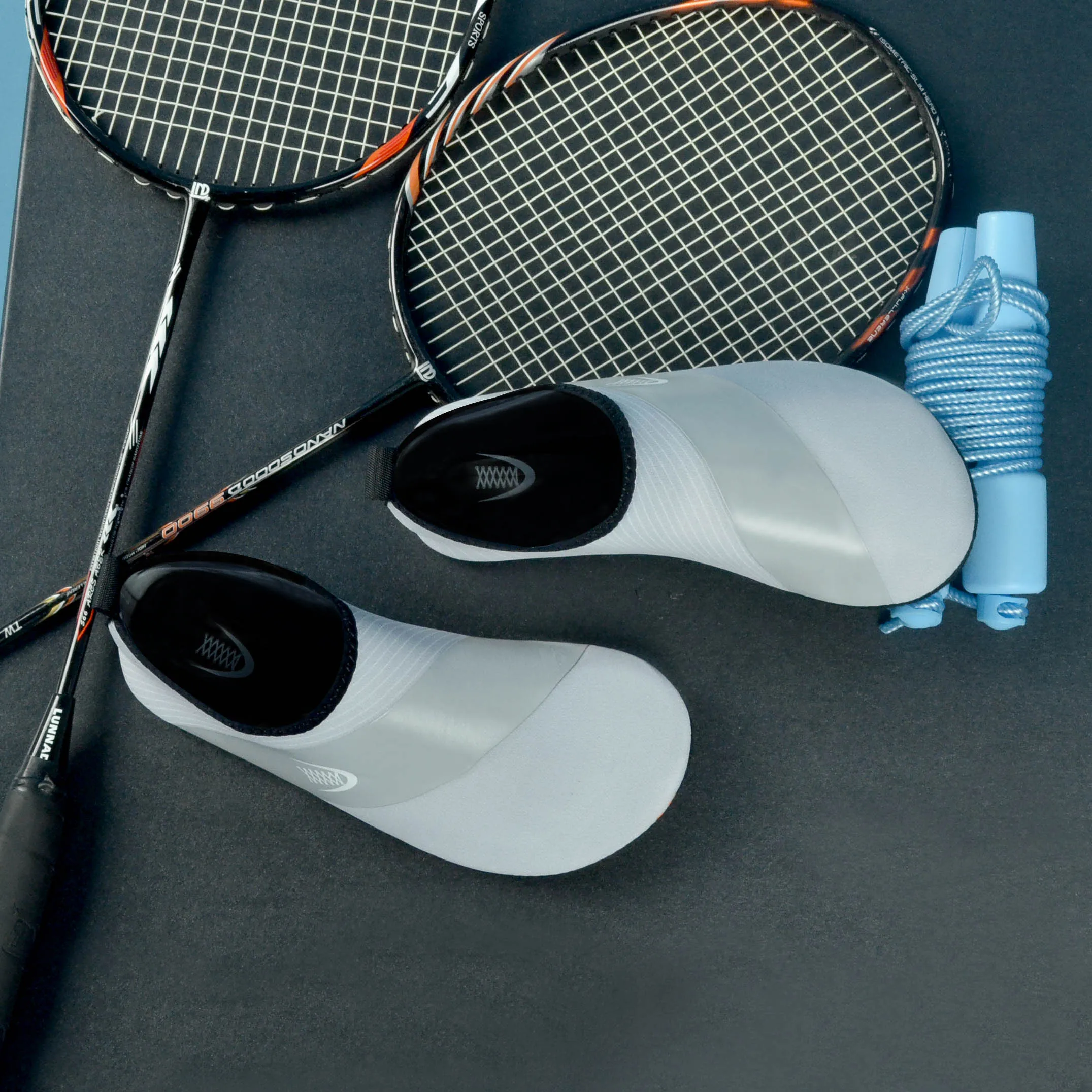 

Unisex Indoor Yoga fitness shoes Size 34-49 Water Shoes Quick-Drying Aqua Shoes Swimming Sneakers zapatos playa Beach slippers