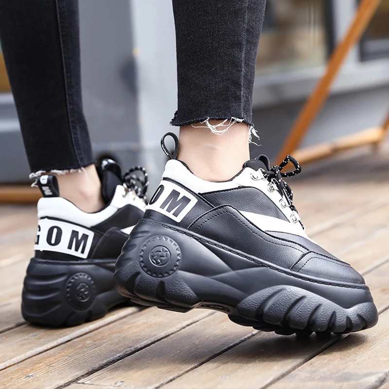 Кроссовки на платформе обувь для папы Новинка 2019 года женская с высоким берцем