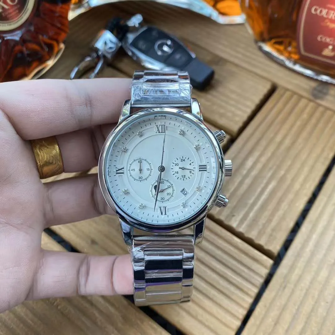 

Fashion classic men's high grade business watch waterproof watch wine bucket watch personality Watch