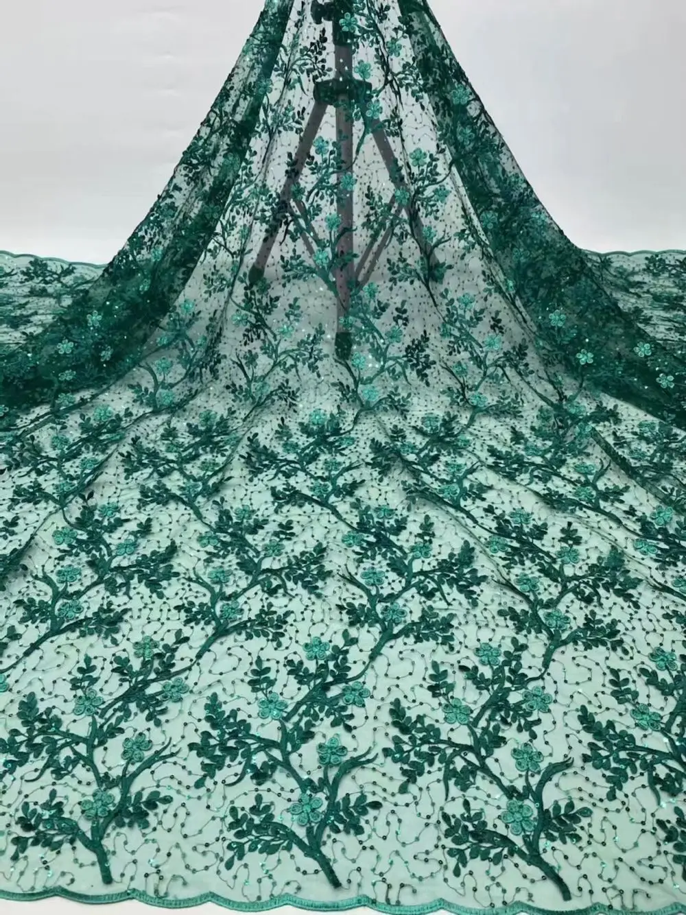 

Wonderful lady dress material French lace cloth African net lace fabric with sequins PAN443(5yards/lot) many color