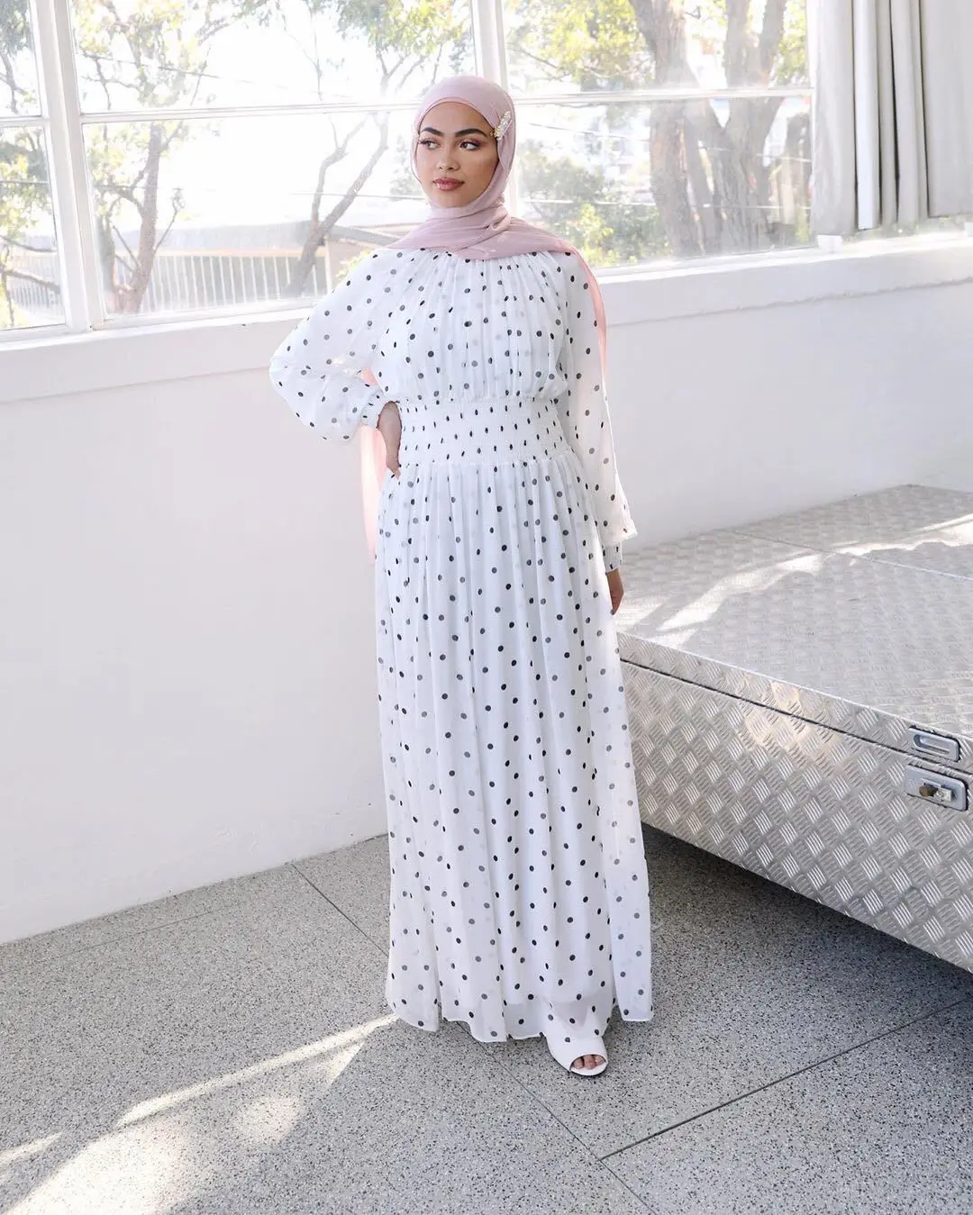 

Donsignet мусульманское платье Abayas для женщин турецкое средневосточное мусульманское женское платье в горошек Abaya индейка мусульманское Модно...