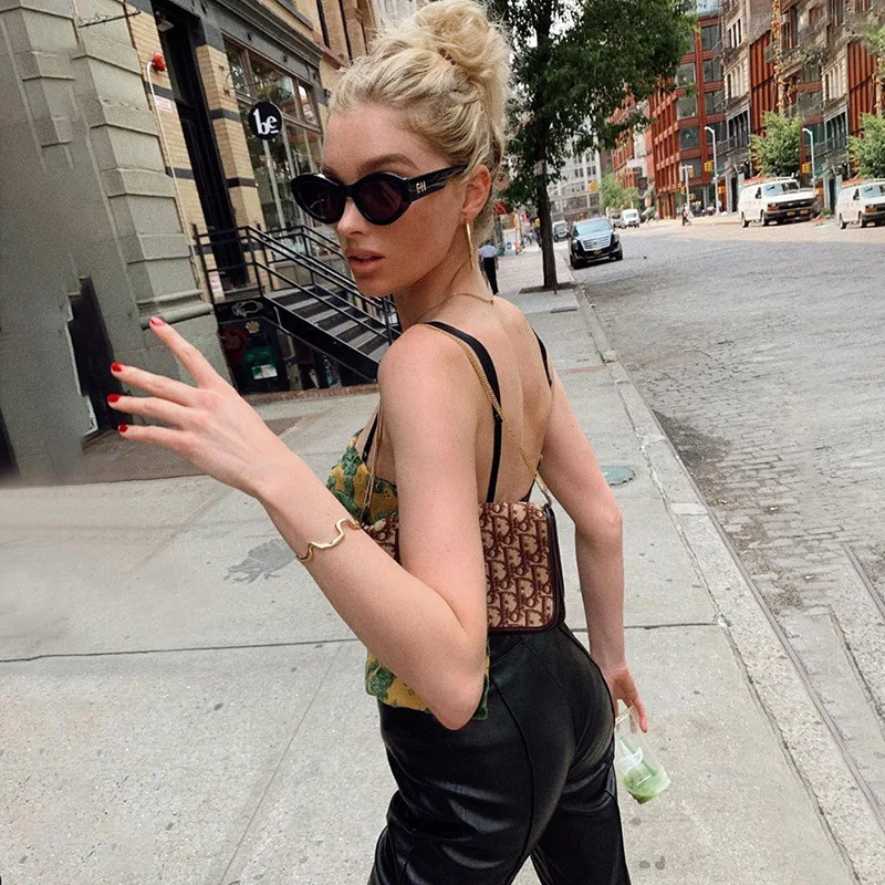 BOOFEENAA модный принт Сексуальные Уникальные укороченные топы 2019 открытая спина Cami