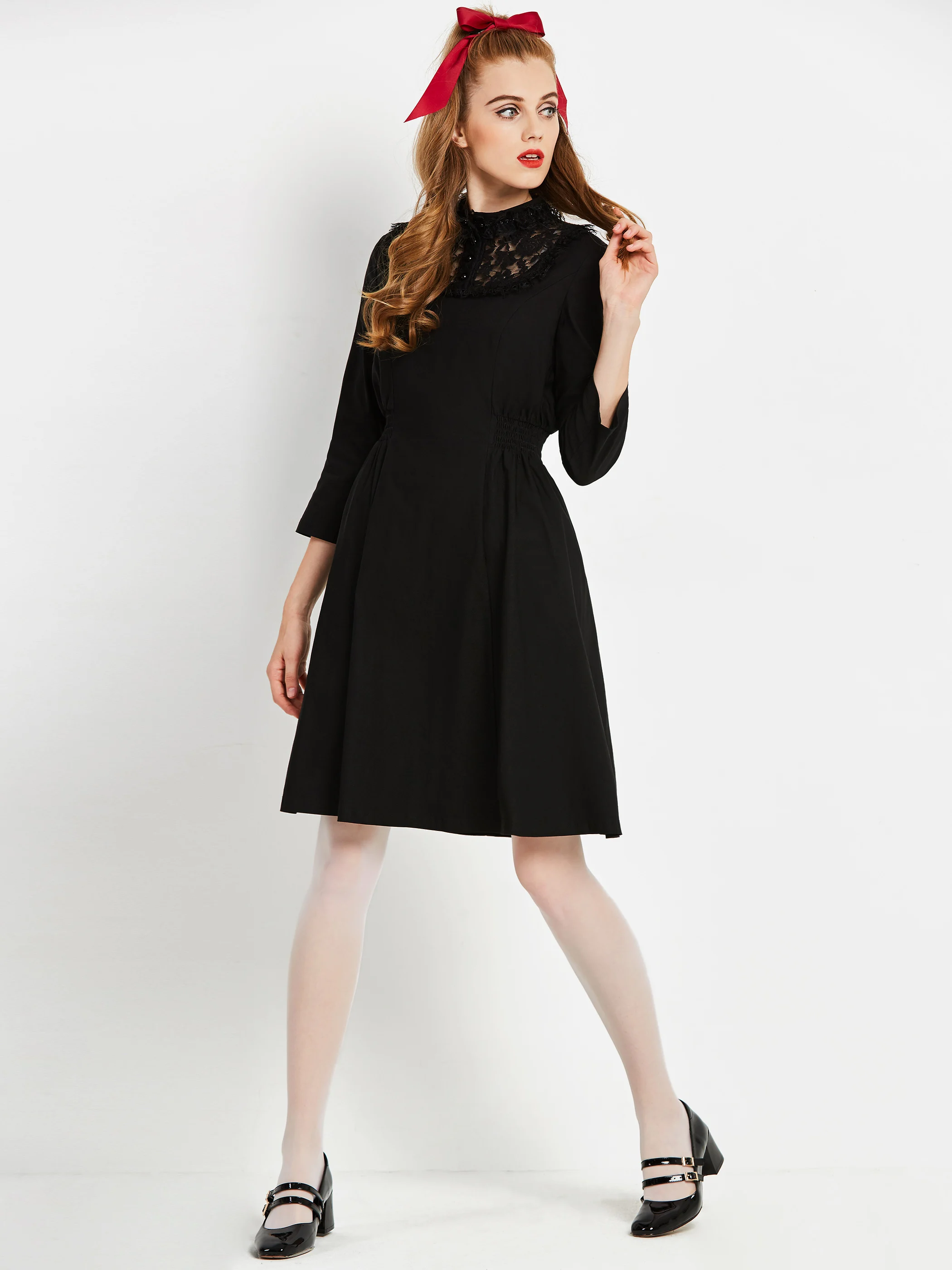 Женское винтажное вечернее платье кружевное привлекательное ТРАПЕЦИЕВИДНОЕ