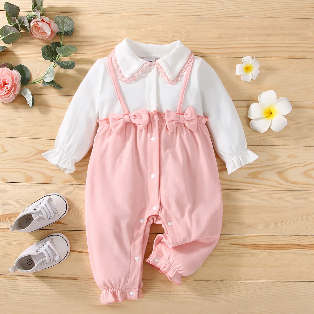 

Комбинезон с бантом для новорожденных девочек 0-18 месяцев