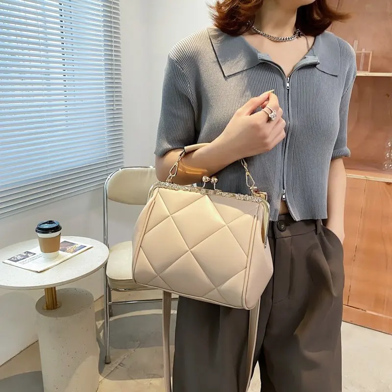 

Women's Handbags