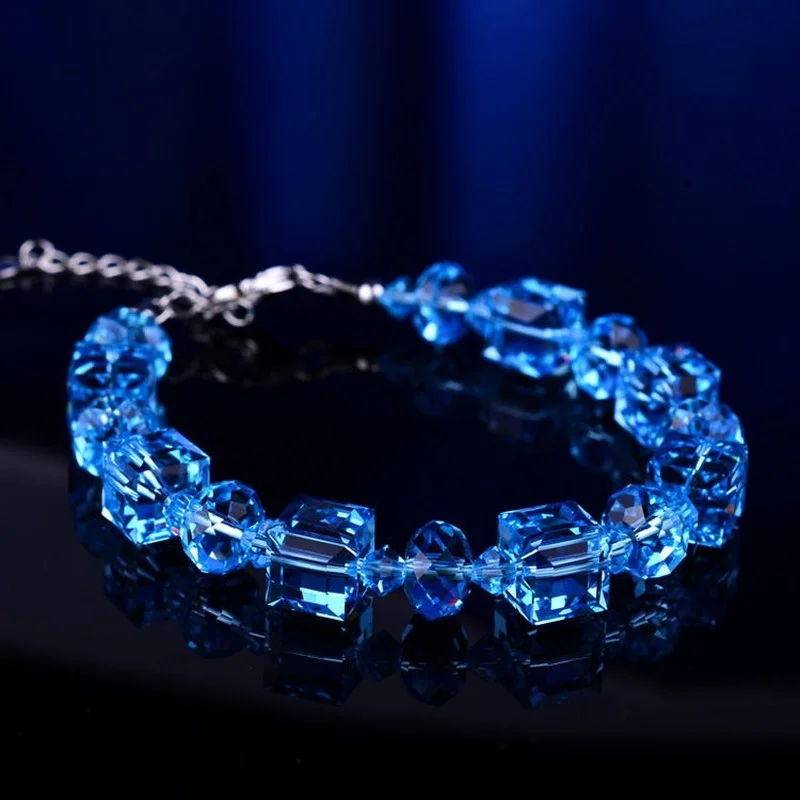 

Natural Crystal Bracelet Handmade Blue Sugar Cube Crystal Pendant Accessory Bracelet Simple Personality Bracelet Jewelry