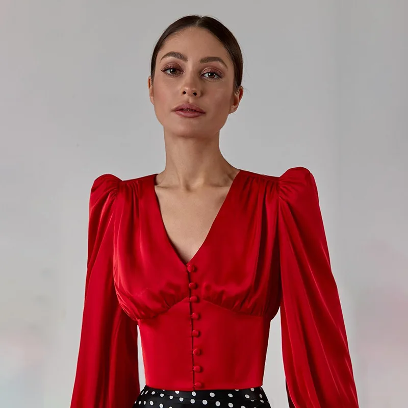 

2021 Autumn and Winter New Women's Princess Sleeves V-neck Single-breasted Slim Retro Style Slim T-shirt for Women's Outer Wear